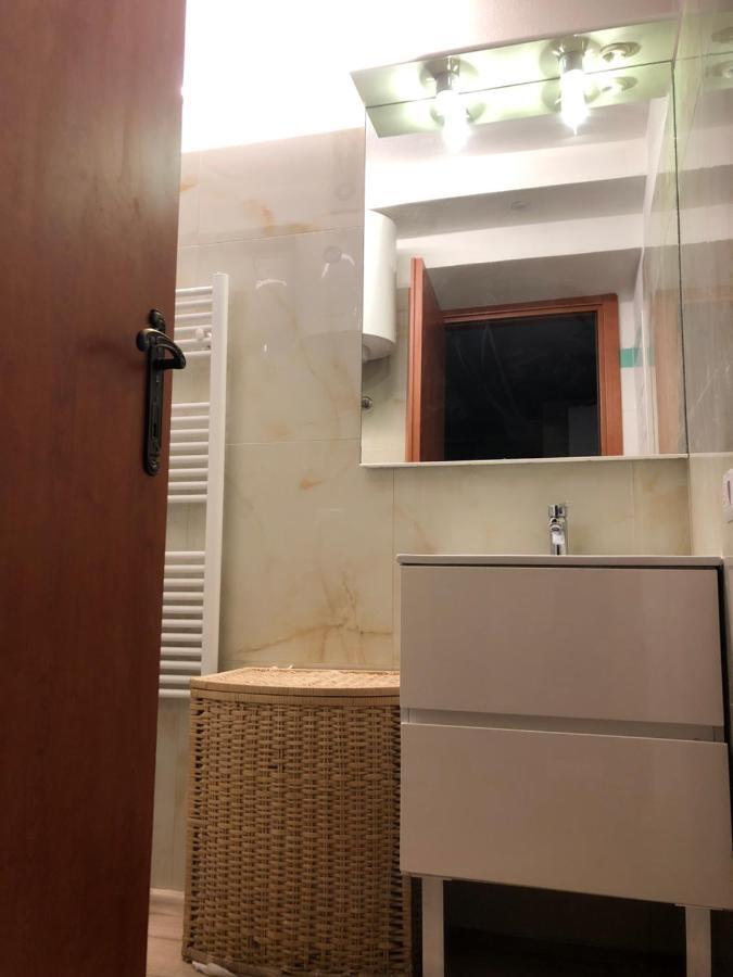Arenada Private Rooms And Apartment Sud Cagliari Luaran gambar